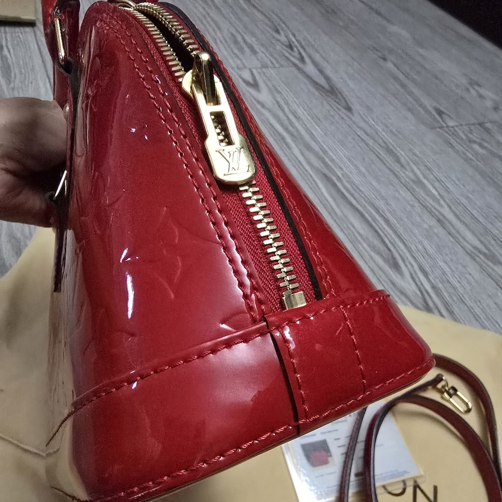 LV BB Alma - Picture 5 of 13